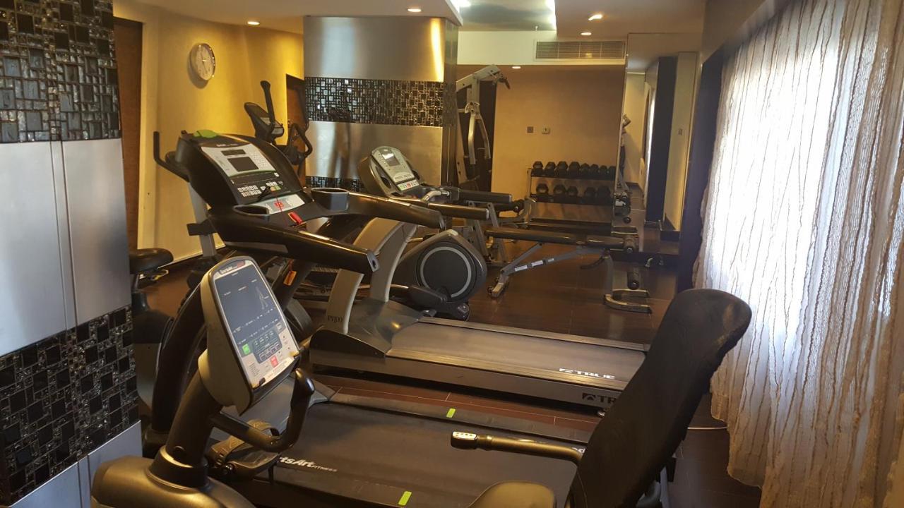 Al Muntazah Plaza Hotel Doha Eksteriør billede