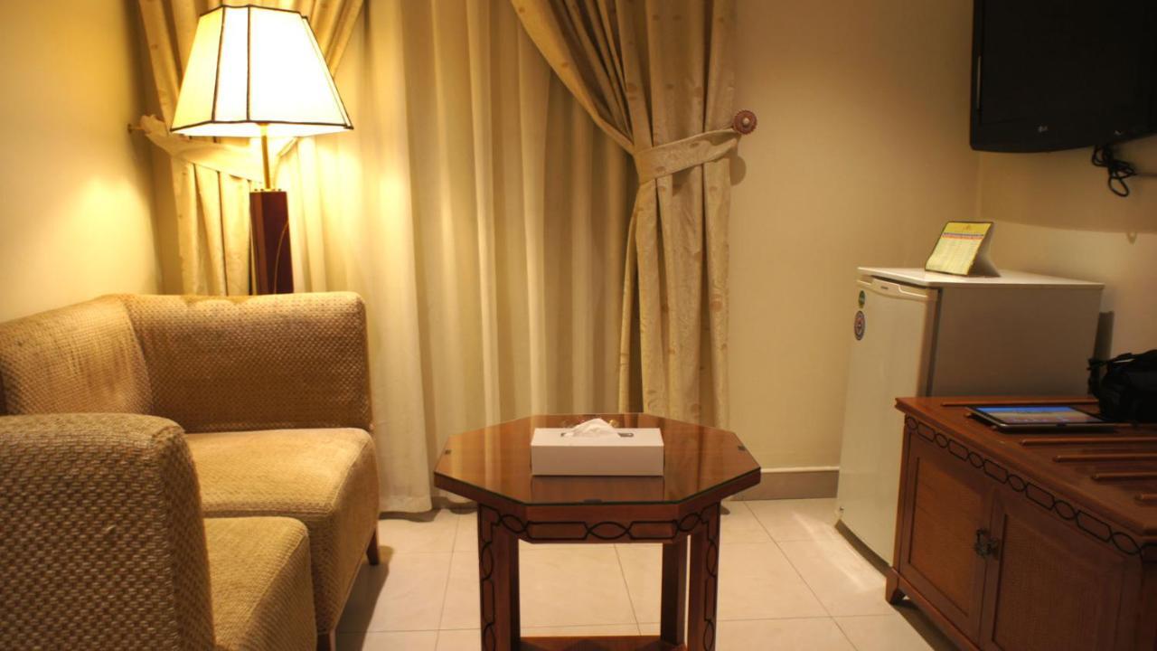 Al Muntazah Plaza Hotel Doha Eksteriør billede